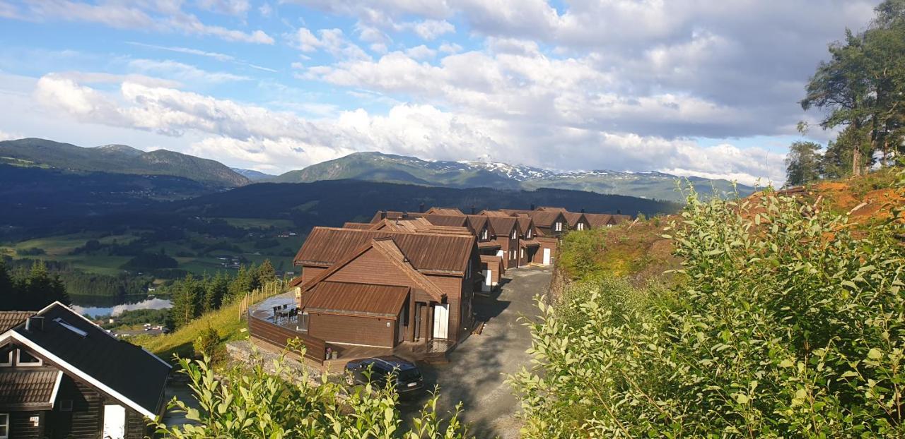 New And Exclusive Cottage In Voss With A Great View Skulestadmo Kültér fotó