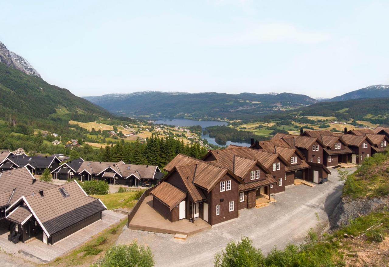 New And Exclusive Cottage In Voss With A Great View Skulestadmo Kültér fotó
