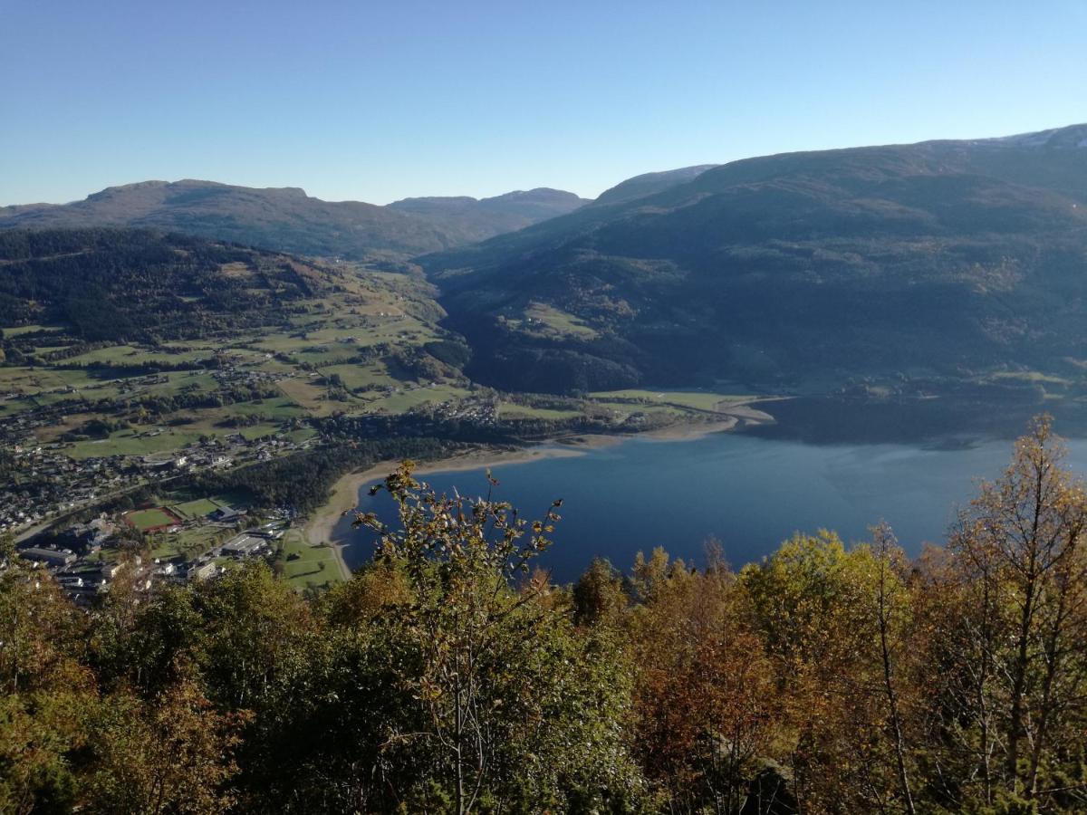 New And Exclusive Cottage In Voss With A Great View Skulestadmo Kültér fotó